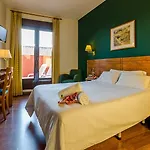 Yit Conquista De Hotel 3*
