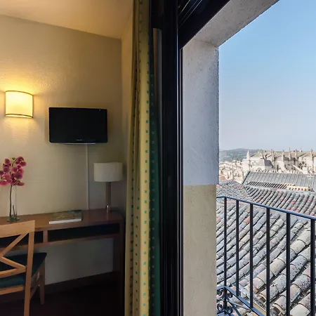 Hotel Yit Conquista De 3*