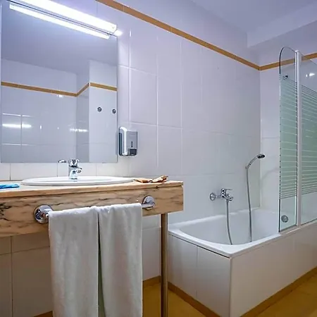 Hotell Yit Conquista De 3*