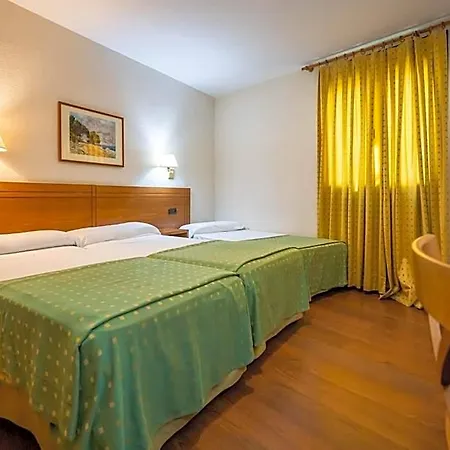 Hotell Yit Conquista De 3*